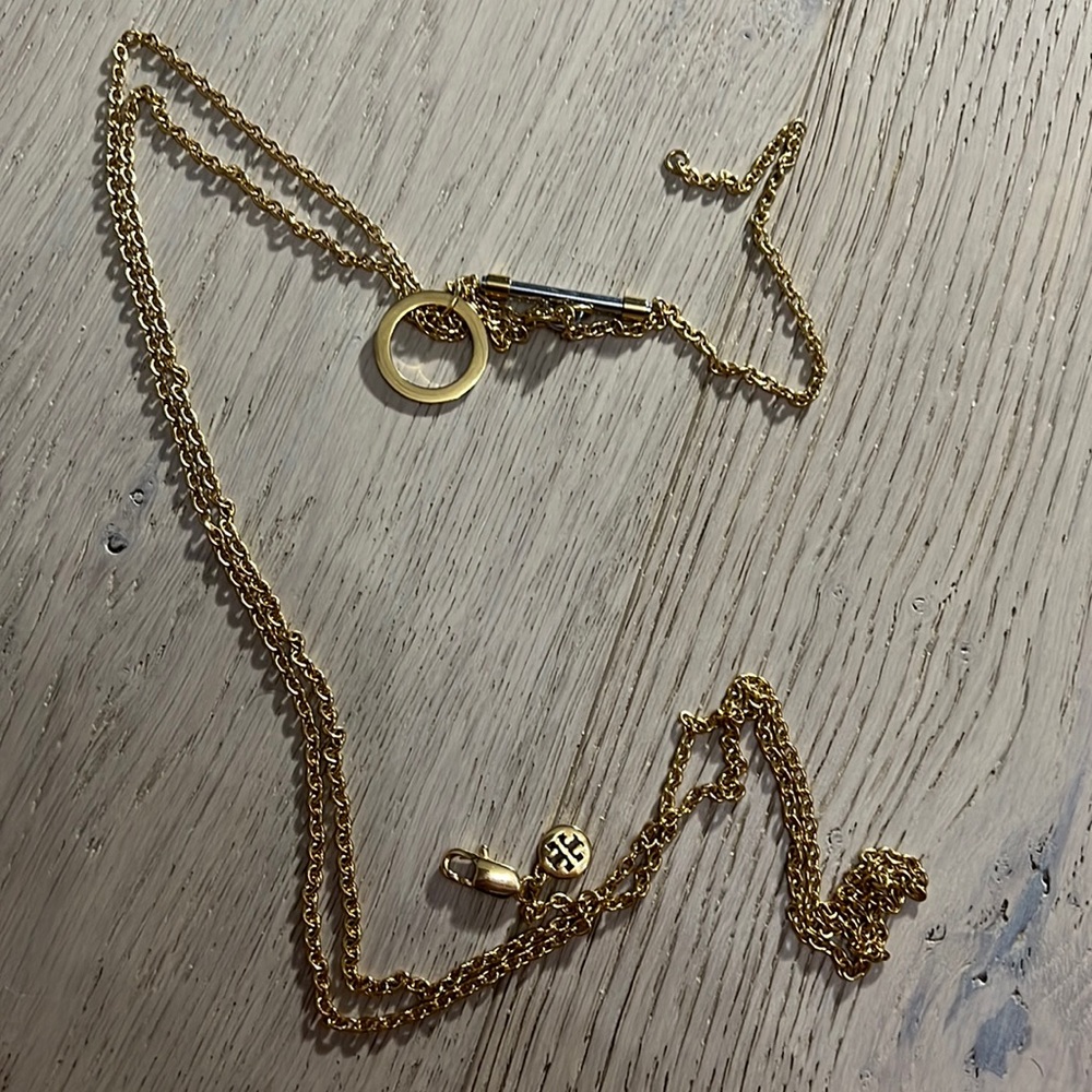 tory burch gold necklace